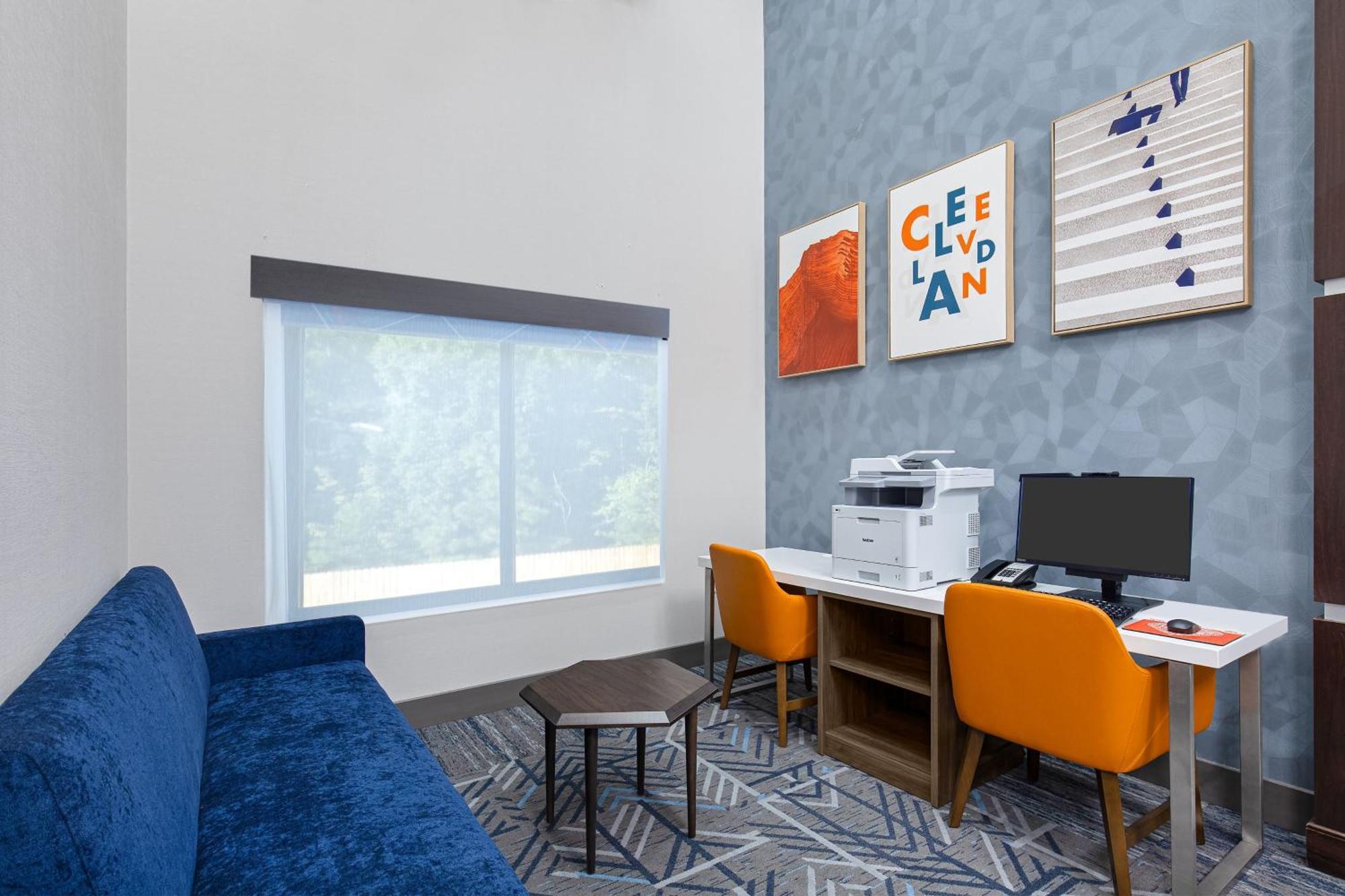 Holiday Inn Express & Suites - Cleveland Northwest By Ihg Kültér fotó