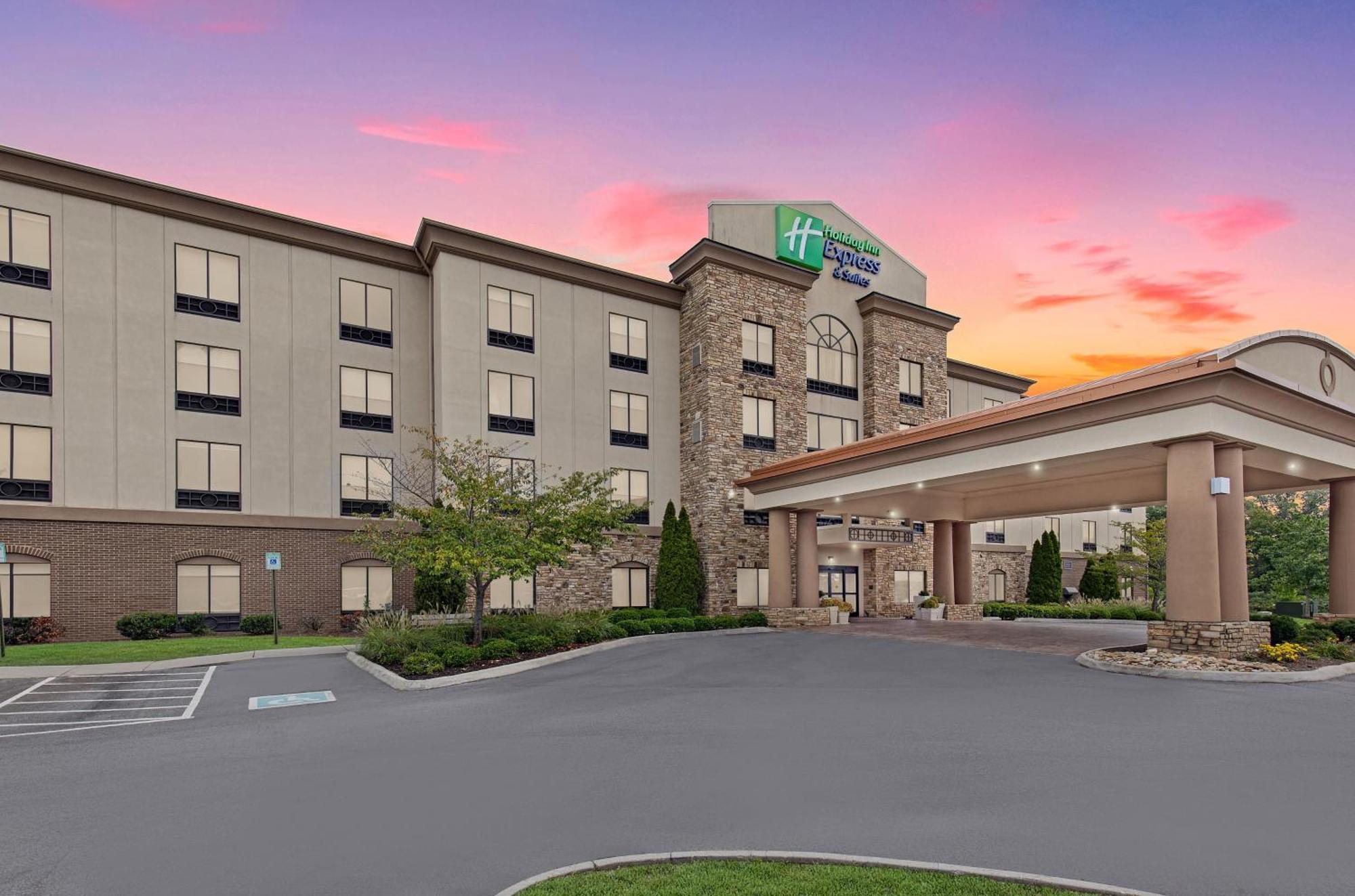 Holiday Inn Express & Suites - Cleveland Northwest By Ihg Kültér fotó