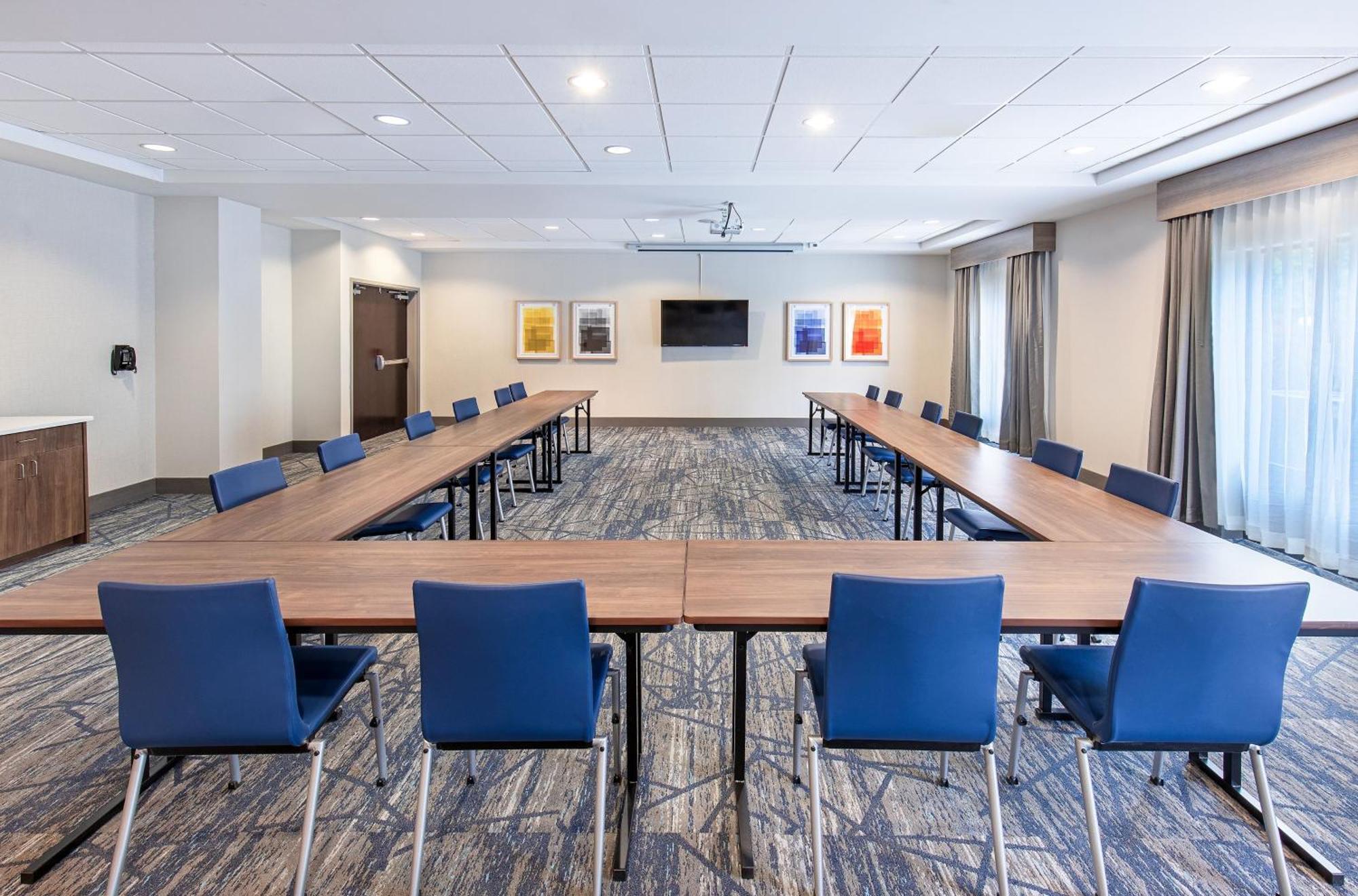 Holiday Inn Express & Suites - Cleveland Northwest By Ihg Kültér fotó