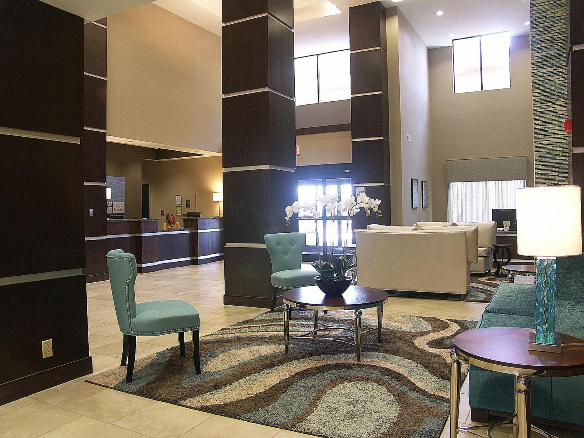 Holiday Inn Express & Suites - Cleveland Northwest By Ihg Kültér fotó