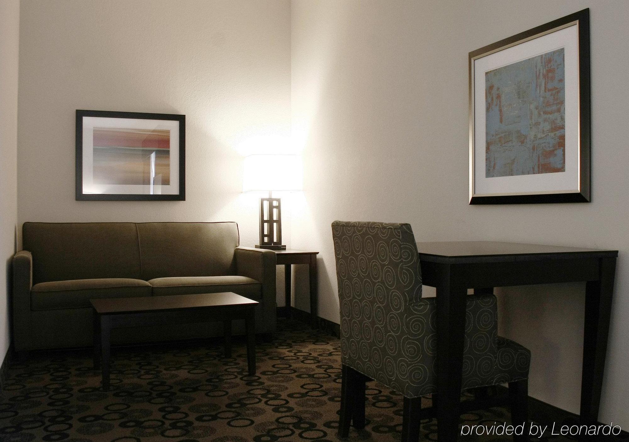 Holiday Inn Express & Suites - Cleveland Northwest By Ihg Kültér fotó