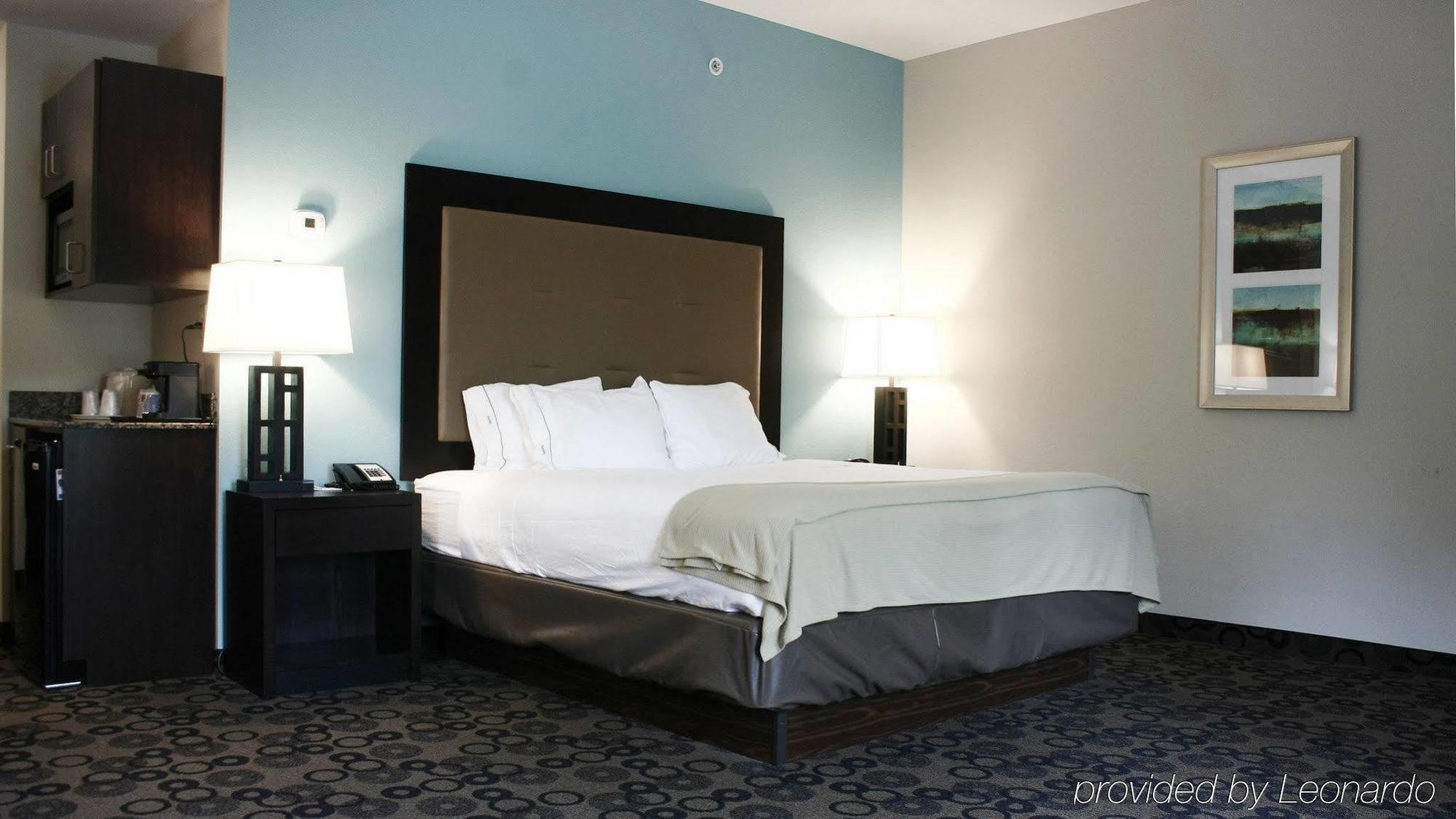 Holiday Inn Express & Suites - Cleveland Northwest By Ihg Kültér fotó